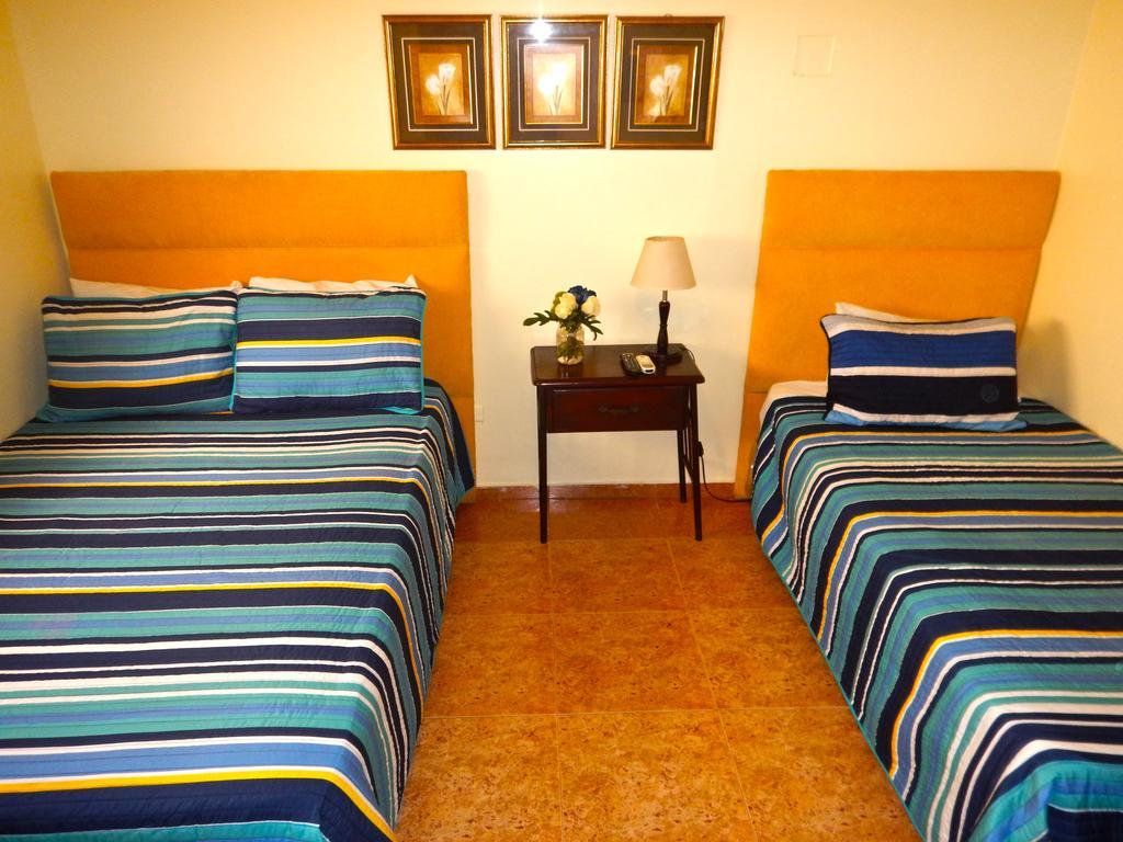 Suite Colonial Santo Domingo Szoba fotó