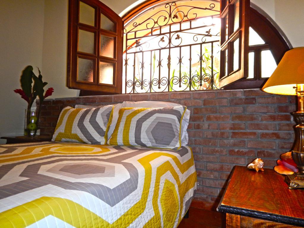 Suite Colonial Santo Domingo Szoba fotó